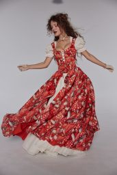 Olga Obumova Embraces Mushroom Print Volume Selkie Fall 2025