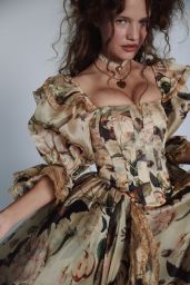 Olga Obumova Embraces Selkie Libertine Aesthetic Fall 2025