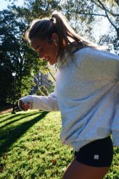Olivia Ponton Showcases Seamless Athleisure Style for Vuori Fall 2025