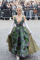 Paris Hilton Revives Vivienne Westwood Corsetry at Fashion Week