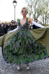 Paris Hilton Revives Vivienne Westwood Corsetry at Fashion Week
