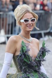 Paris Hilton Revives Vivienne Westwood Corsetry at Fashion Week