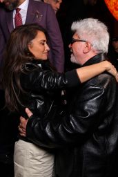Penélope Cruz In Bomber Jacket For Chanel Show At Paris Fashion Week