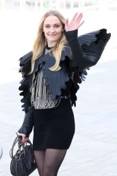 Sophie Turner Embraces Sculptural Edge at Louis Vuitton Fashion Show 2025