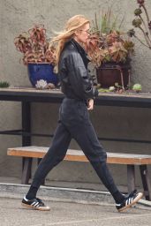 Stella Maxwell Defines Model Off-Duty Street Style