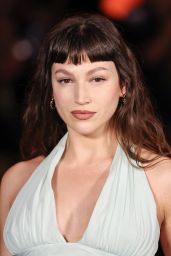 Ursula Corbero Embraces Chic Maternity Style at Chanel Spring 2026