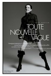 Zoey Deutch’s Timeless Elegance: Chanel’s Iconic Trench & Couture Glamour for ELLE France