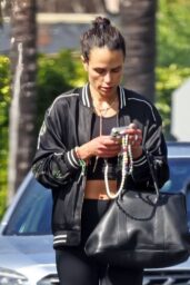Jordana Brewster in Sporty Black Look at Santa Barbara Gym