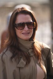 Brooke Shields at Chloe FW 2026 Show in Paris - photo 4 of 6